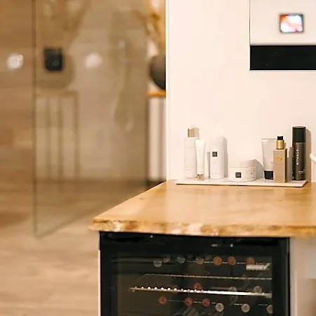 Maas En Waal Wellness & 4* Dreumel