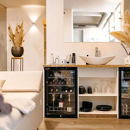 Maas En Waal Wellness & Couette-café 4*