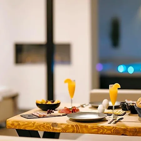Maas En Waal Wellness & Couette-café 4*