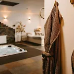 Bed&wellness Maas En Waal Bed & Breakfast