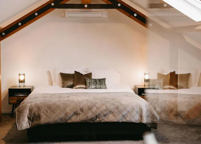 Maas En Waal Wellness & Bed & Breakfast 4*